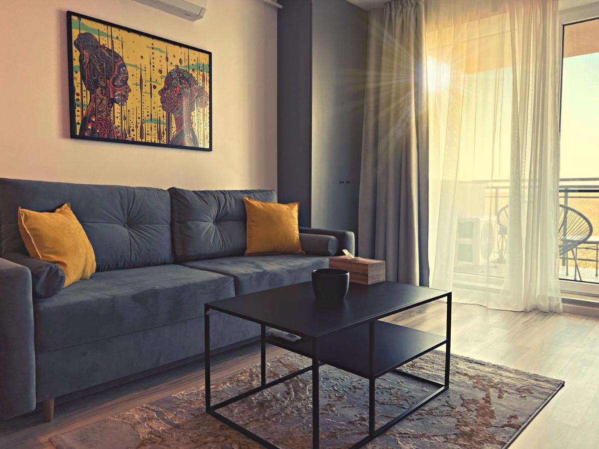 Panoramic Forest View Apartment Dumbravita  Luaran gambar
